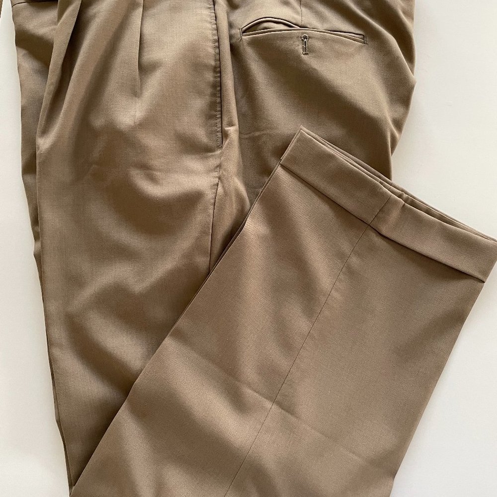 Mens Pants Jos A Bank  Classic Collection 40"x 29" Light Brown Wool